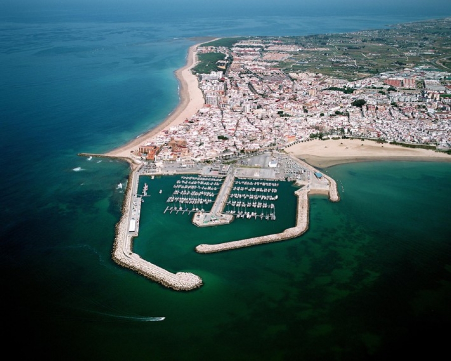 Vista aérea de Rota (c)  [1] Agencia Pública de Puertos de Andalucía