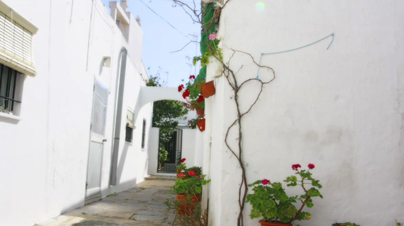 Casas que trascalan en Rota (Cádiz)