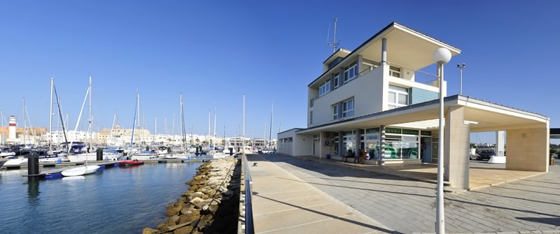 Panorámica del puerto deportivo